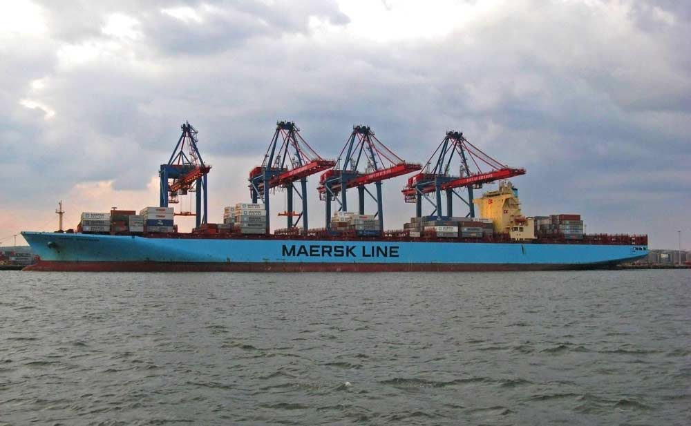 Looks like the largest container ship in the world, doesn’t it?